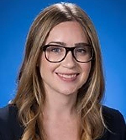 Nicole Kravitz Portrait